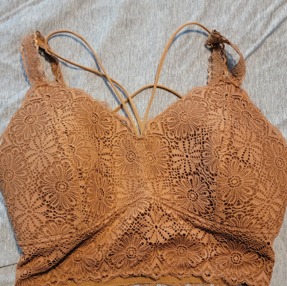 Essentials Lace Bralette in Tan
